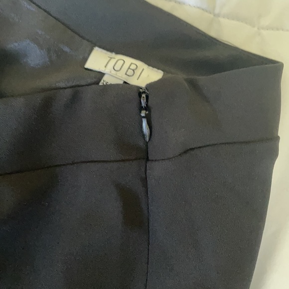 Black Miniskirt - Picture 5 of 5